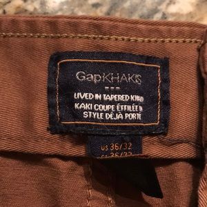 Gap tapered fit khakis